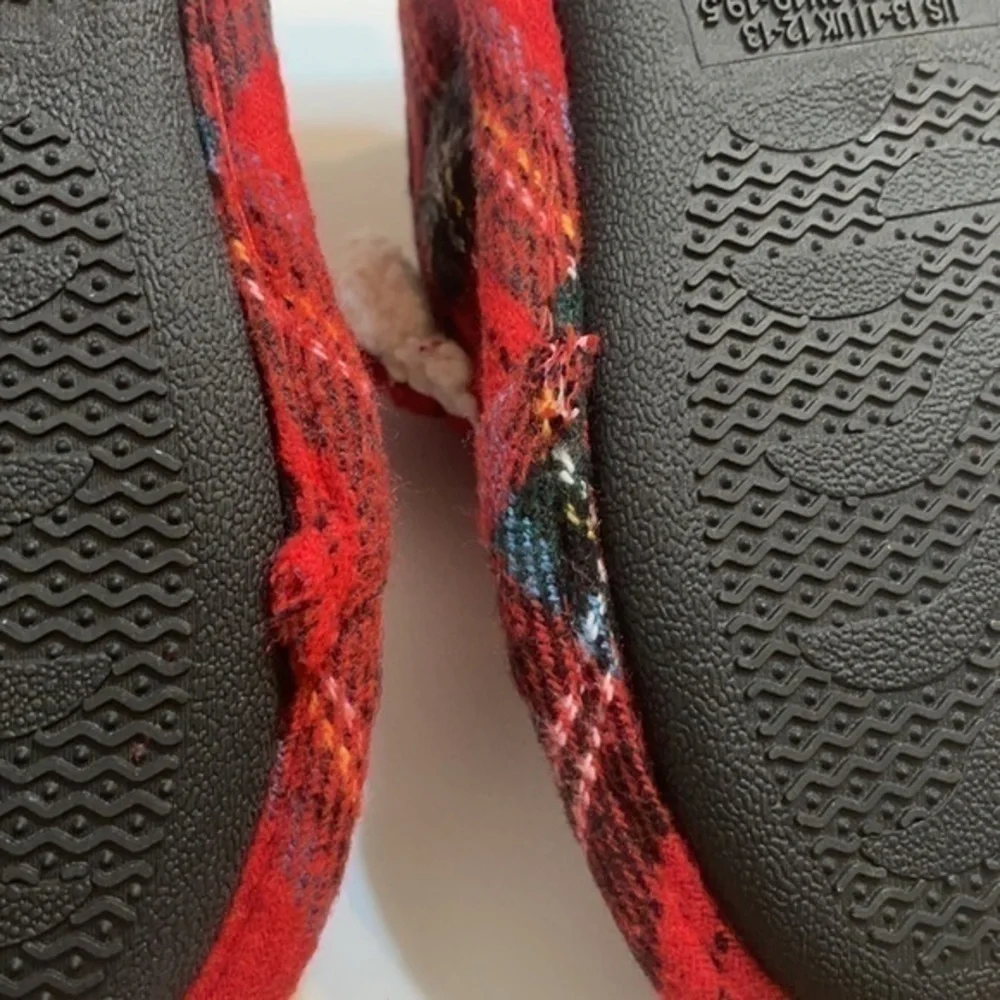 Dearforms memory foam Red Plaid Slippers machine washable fire brick US 13-1